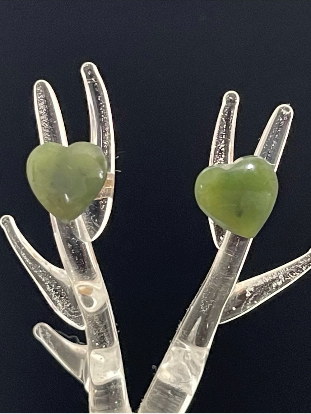 Vintage Post 14k Heart Jade or Nephrite Jade.